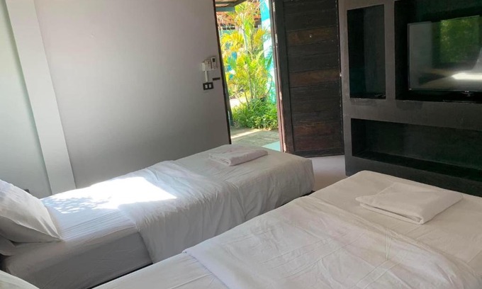 Sisaket Casa | ยูสีเกด รีสอร์ท