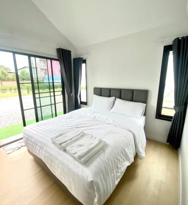 Lampang Casa | สุขสวัสดิ์ มินิรีสอร์ท