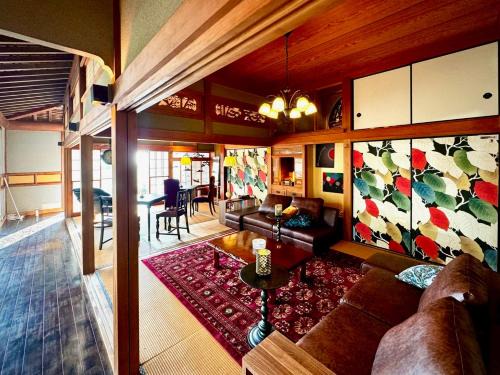 Futtsu Casa | 加美屋リゾート房総 浪漫ラウンジ 夕日と露天風呂-Kamiya Resort Boso