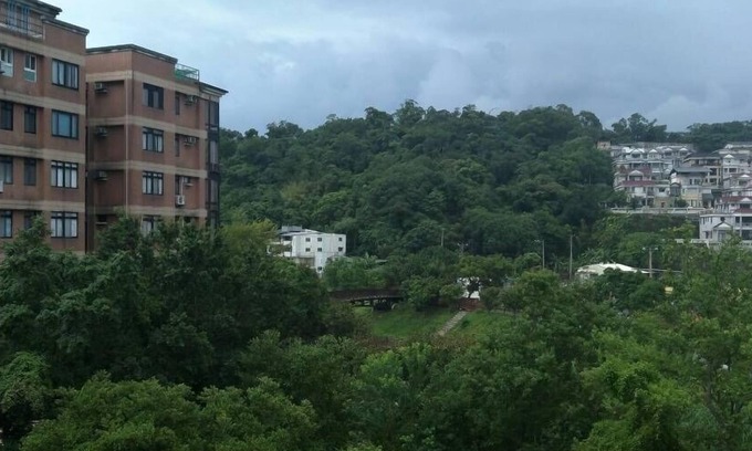 Xizhi District Apartamento | Nature 近郊 鬧中取靜 的 好 地方 (內 湖 雅房) Naturaleza al lado de la ciudad de Taipei