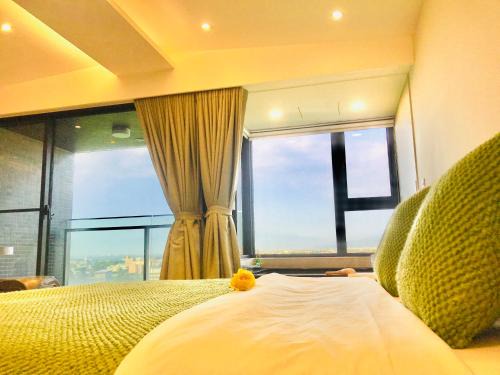 Toucheng Apartamento | 宜蘭頭城A Happy Birthday 私人溫泉 海景 蘭陽夜景大陽台無邊際泳池