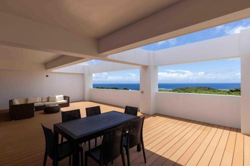 Miyakojima Villa | 宮古島の美しい海と自然を一望できる絶景リゾートヴィラ
