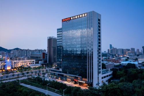 Zengcheng Hotel | 广州新塘站希尔顿欢朋酒店
