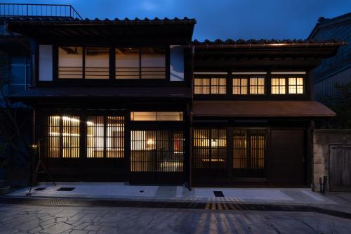 Kanayamachi Casa | 民家ホテル「金ノ三寸」(かねのさんずん）