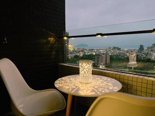 Toucheng Apartamento | 漫遊文旅溫泉宅一山海景觀陽台房一晚上7點入住一晚進晚退-21小時睡飽飽方案