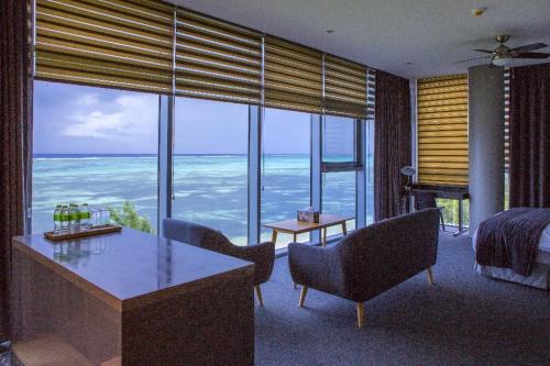 San Roque Hotel | 사이판 iris pool villa