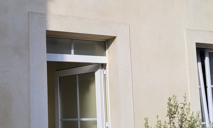 Douvres-la-Delivrande Apartamento | 1 Bedroom Apartment in Douvres la delivrande