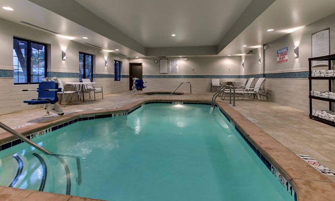 Grant Creek Condominio | Desayuno gratis. Piscina y jacuzzi. Transporte al aeropuerto. ¡Tu próximo viaje!