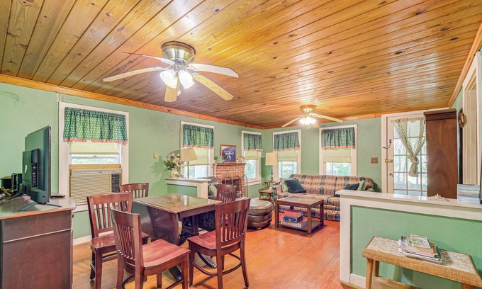 Floral City Cabina | 1 Mi to Boat Ramp: Floral City Vacation Rental