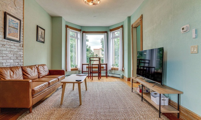 Capitol Casa | 1 Mi to Xcel Energy Center: Spacious Historic Home