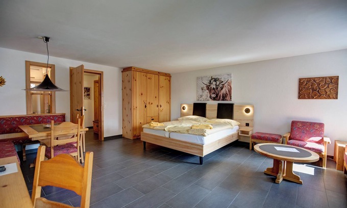 Silvaplana Apartamento | 1-room flat with mountain view on the 3rd floor