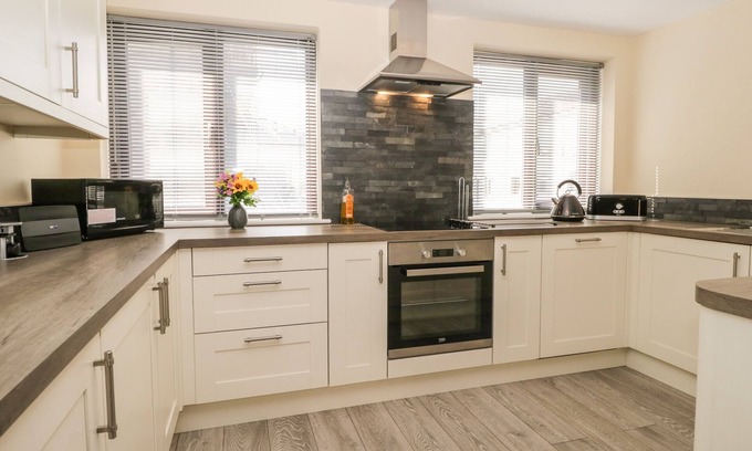 Fourstones Near Bentham Cabaña | 10 FLYING HORSE SHOES COTTAGE, family friendly in Clapham