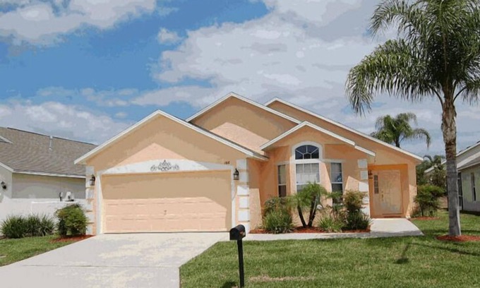 Westbury Casa | 10 minutos de Disney, wi-fi, netflix, piscina privada climatizada a gas, 2 masterbed, capacidad para 8