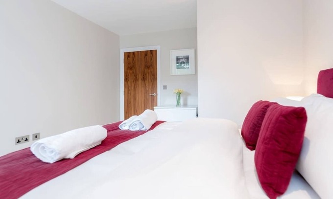 Reigate Apartamento | 10 Trinity House - 1 bedroom apartment