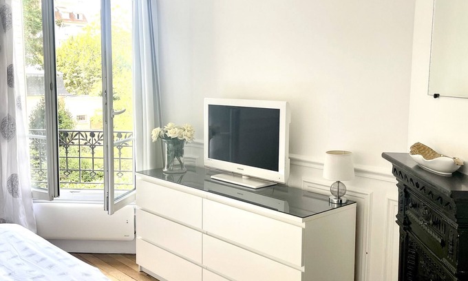Enghien-les-Bains Apartamento | 12 minutes from Stade de France/15 minutes from Paris Gare du Nord