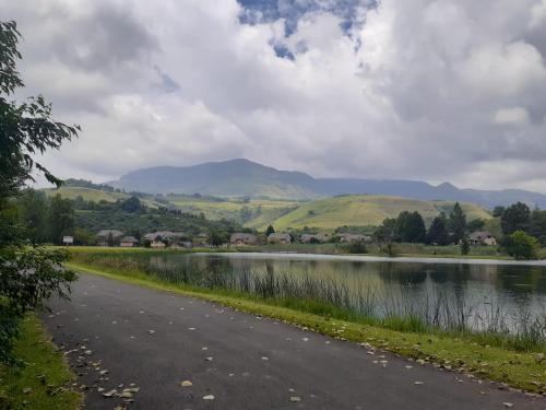 Giant's Castle Game Reserve Casa | 13 Mount Champagne