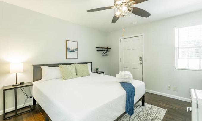 Chattanooga Hotel | 13 The Eero Room - A PMI Scenic City Vacation Rental