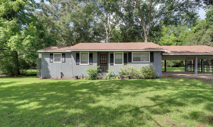 Terry Casa | 16 Mi to Dtwn Jackson: Quiet Southern Escape