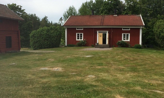 Kristinehamn Otro | 17 th century farm, in lovely Värmland