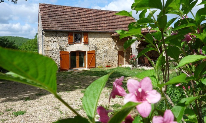 Saint-Aubin-de-Nabirat Casa | Antiguo granero del siglo XIX. Entorno natural, ideal Familias con niños pequeños