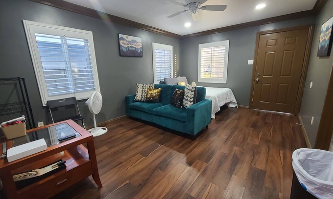 Lawndale Casa | 1A. Redondo Beach, LAX WiFi gratis Privado y lavandería