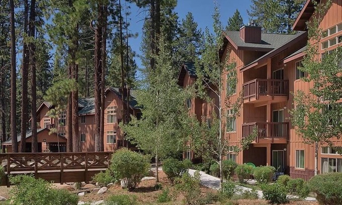 Round Hill Village Condominio | 1br Deluxe Condo w/ Tahoe Skiing