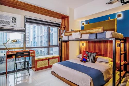 Pinagsama Apartamento | 1Up Retreat at BGC, Cinema Style near Mall