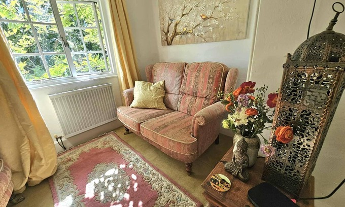 Calverleigh Casa | 2 Bed Annexe West Wing Of Manor