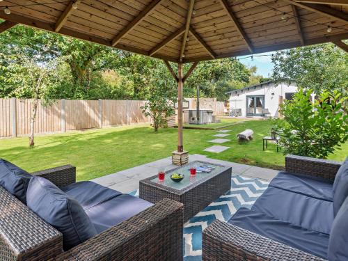 Waterlooville Casa | 2 Bed in Hambledon 95357