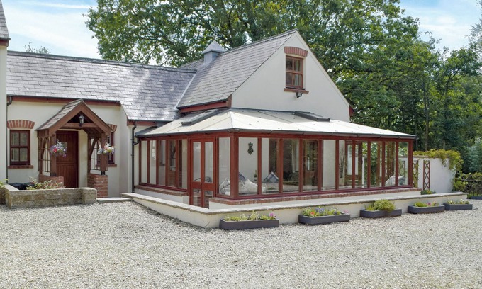 Cardigan Cabaña | Alojamiento de 2 habitaciones en Llechryd, near Cardigan