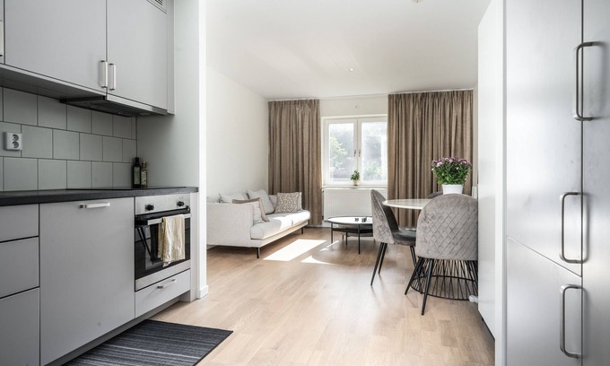 Appelviken Apartamento | 2 Bedroom Cozy City Apartment in Bromma