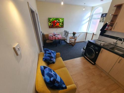 Rochdale Apartamento | 2 Bedroom Flat Free Parking Fast Wi-Fi Self Check-in Visit Manchester Oldham Bury