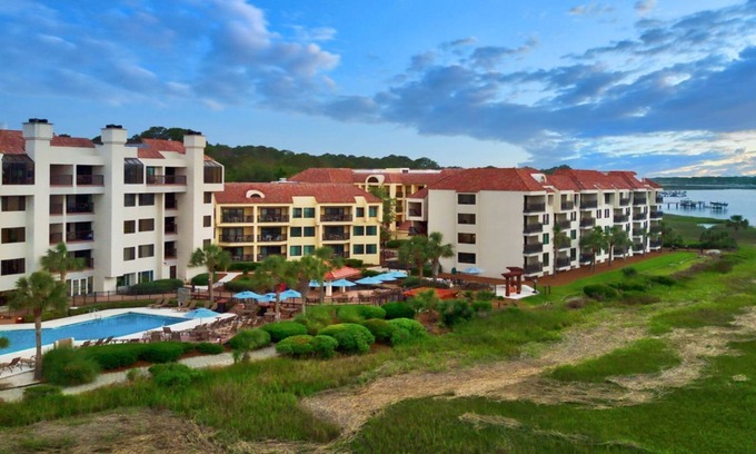 Palmetto Dunes Complejo | 2 Bedroom - Marriott's Harbour Point and Sunset Pointe at Shelter Cove - Full Resort Access