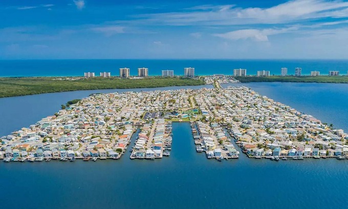 Nettles Island Casa | 2-bedroom mobile home just 6 minutes to Fort Pierce Beach