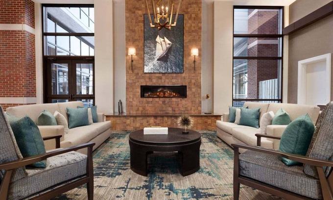 Downtown Wilmington Hotel | 2 Connecting Suites at a Hotel