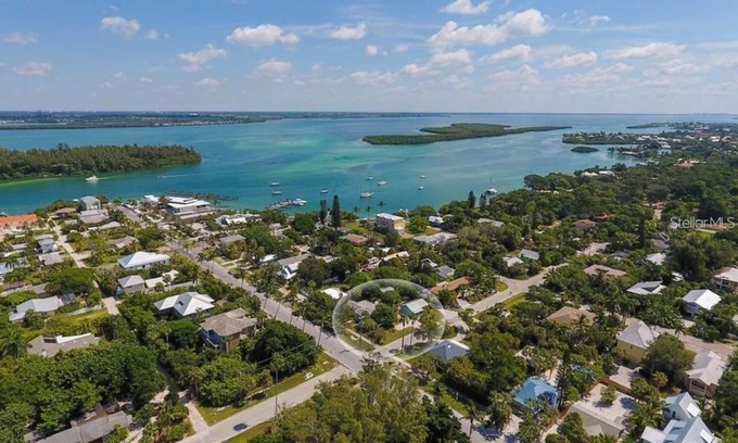 Longbeach Village Cabaña | 2 Cottage Combo - Steps to the Sand & 478 Feet From Public Boat Ramp!