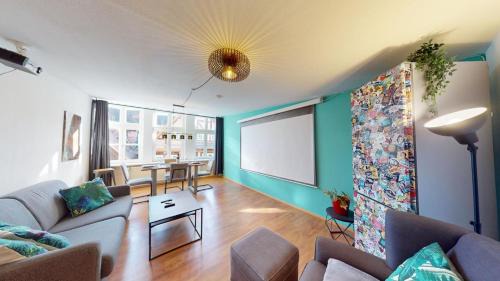 Celle Apartamento | 2 Zimmer, Beamer, Disneyplus mitten in der Altstadt