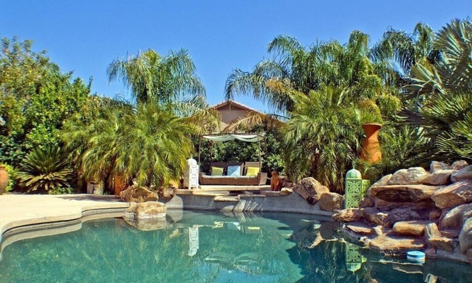 Litchfield Manor Casa | M��s de 20 palmeras, piscina y spa = retiro privado!