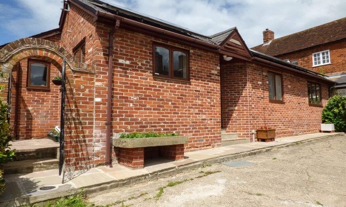 Sudbury Cabaña | 27 Swan Street, BOXFORD