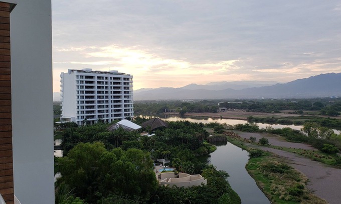 Nuevo Vallarta Condominio | 2bd,2.5bath condo GrandLuxxe