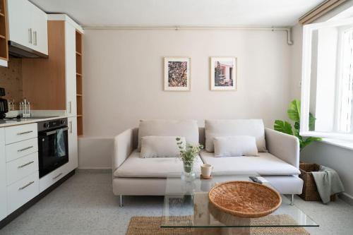 Adalar Apartamento | 2BR Designed Flat In The Center of Buyukada