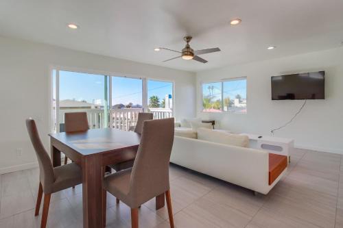 Village of La Jolla Casa | 2nd floor A-C steps to beach downtown La Jolla