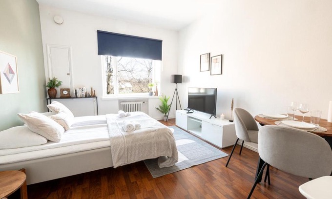 Ullanlinna Apartamento | -2ndhomes Cozy Helsinki Center Studio with Park View-