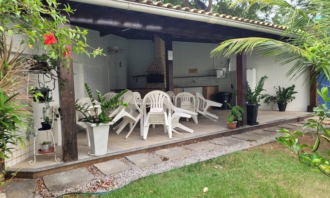 Algodoal Apartamento | 3-B Ap in Condo W/pool, 600m From the Beach Cee202