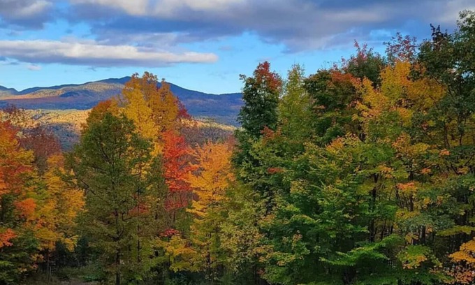 Keene Casa | Available for your late summer ADK High Peaks Adventures!!