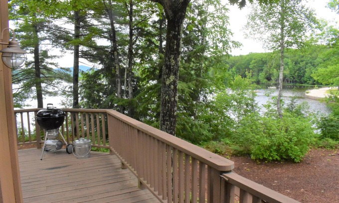 Grantham Condominio | 3 bedroom condo in Eastman with lake views from nearly every room