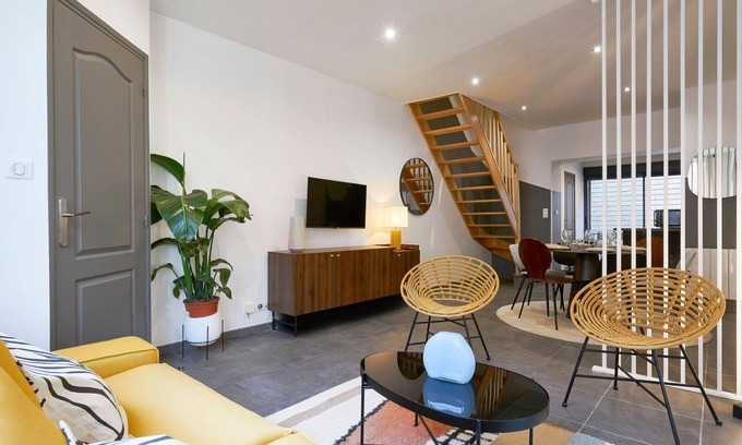 Tourcoing Casa | 3 bedroom house with courtyard, near metro