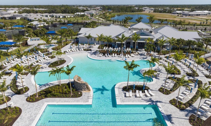 Englewood Villa | 3-Bedroom Resort style new villa located 2.5 miles from Manasota Key beach