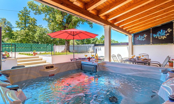 Jursici Casa | Impresionante casa de 3 dormitorios en.