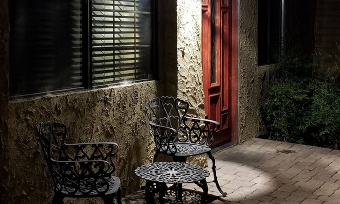 Quartz Hill Casa | Confortante hogar en el valle del antílope.